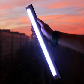 Avtonomniy_svetilnik_220V_7W_1100mAch_700lm_Beliy_svet__1540218928_442